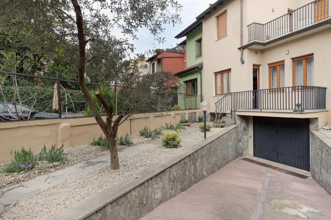 Ca' Stellini - Comoda Casa Indipendente Con Parcheggio Privato มิลาน ภายนอก รูปภาพ